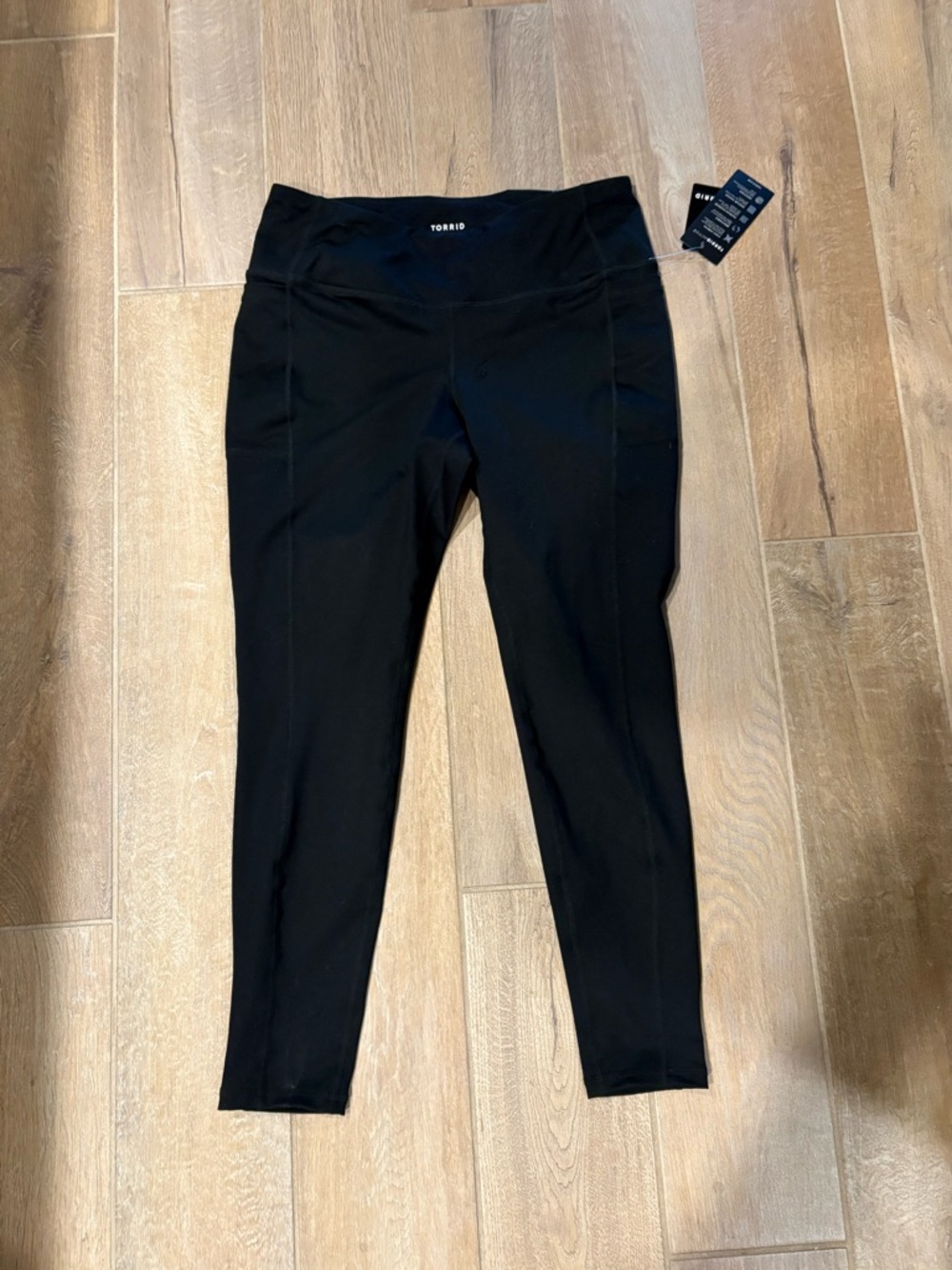 Torrid Black High 4” Waistband for Tummy Control,W/Pockets,Compression Leggings
